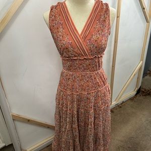 Max Studio size small mid dress